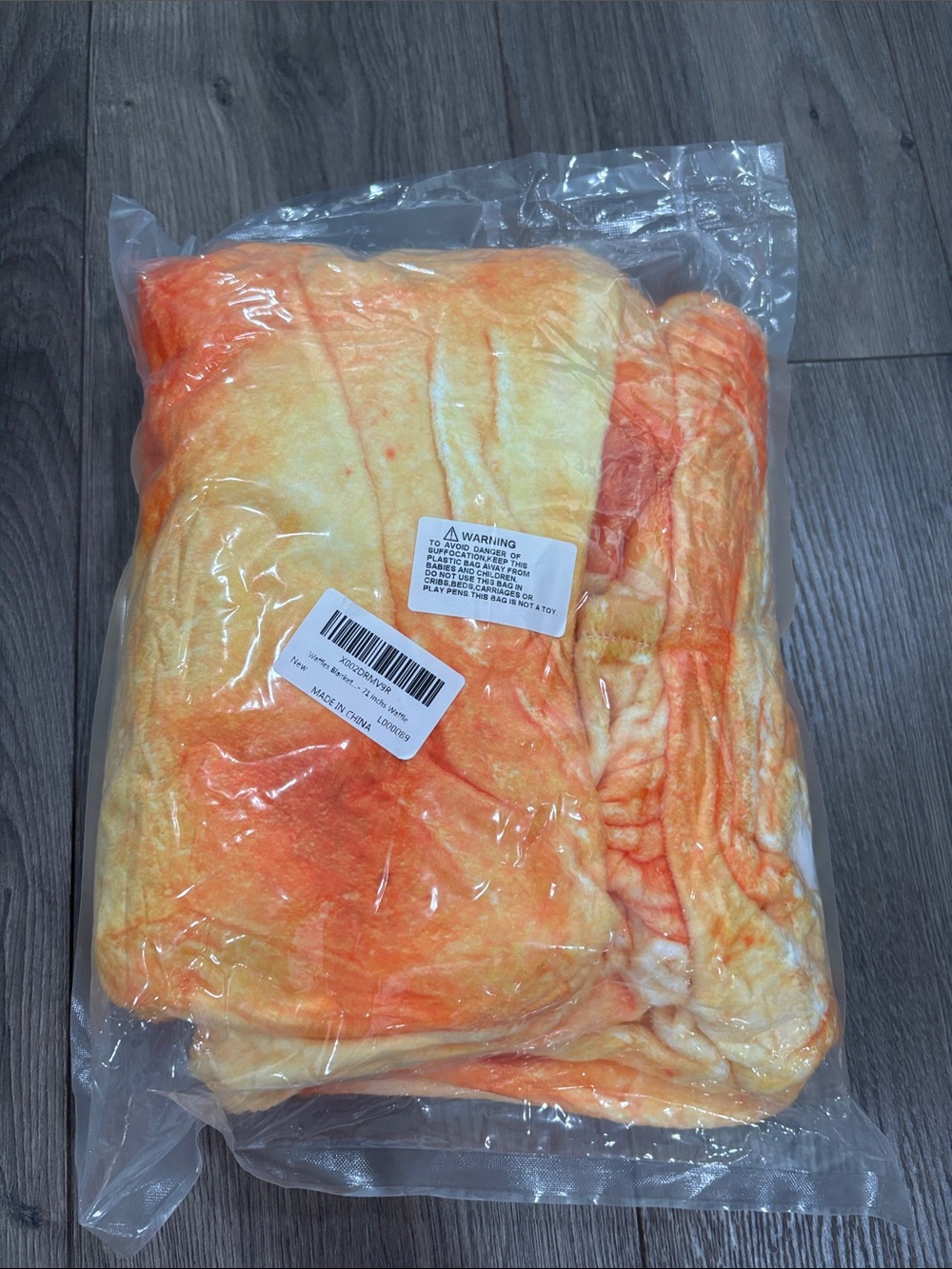 Plush Orange & Cream Waffle Fleece Throw Blanket - Cozy Home Accent